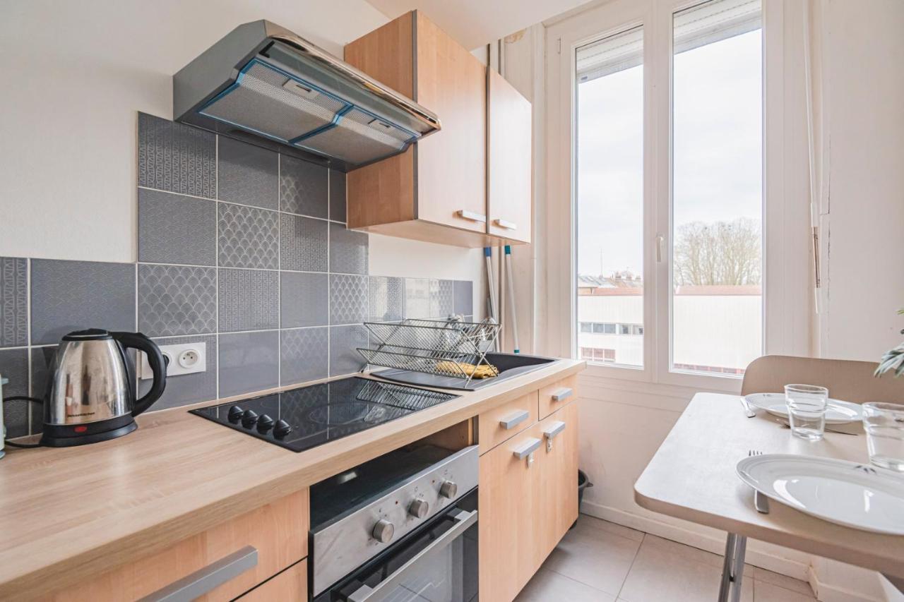 Joli Studio"Le Clair Logis" Gare Centre Petit Dejeuner Possible Reims Exteriör bild