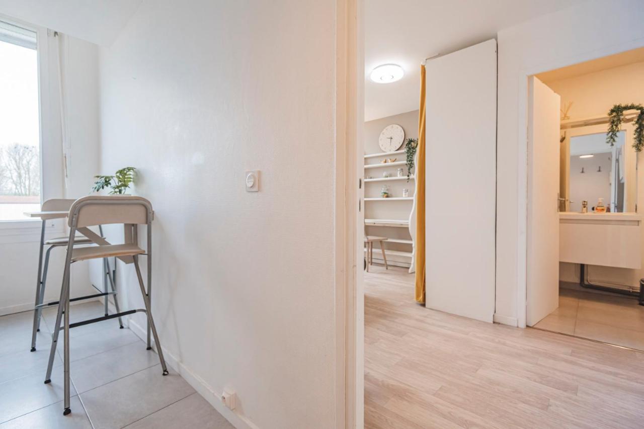 Joli Studio"Le Clair Logis" Gare Centre Petit Dejeuner Possible Reims Exteriör bild